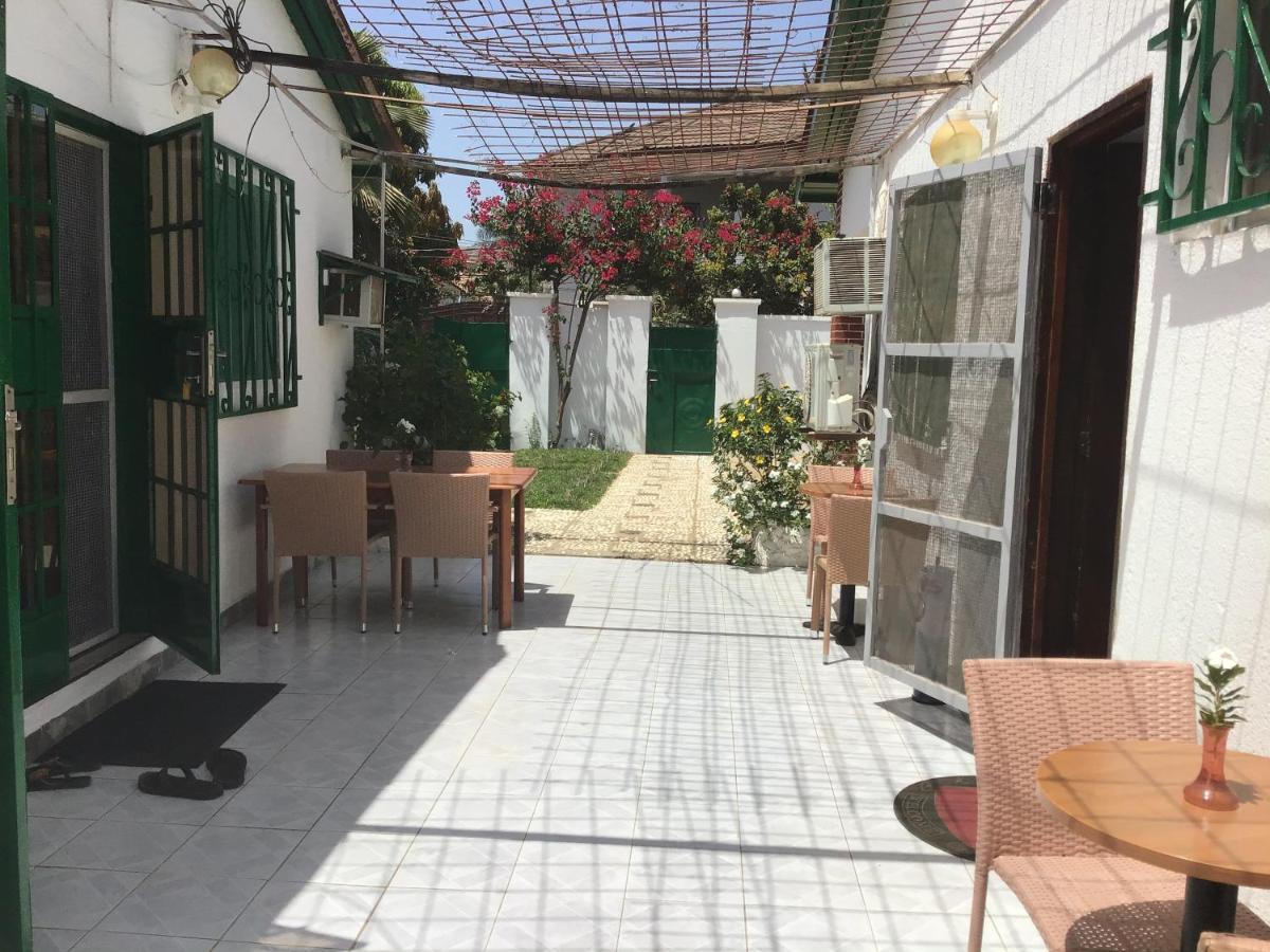 Anns Guesthouse Bakaugambia Kültér fotó