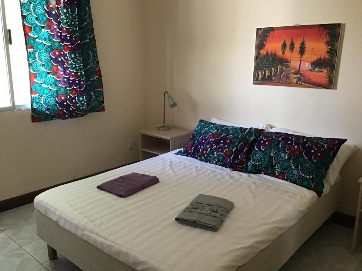 Anns Guesthouse Bakaugambia Kültér fotó