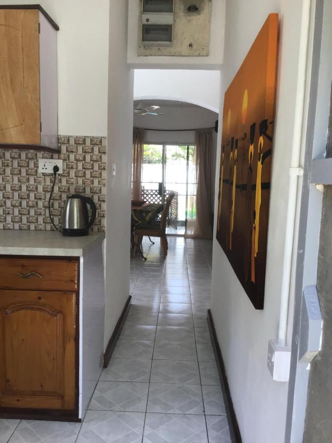 Anns Guesthouse Bakaugambia Kültér fotó