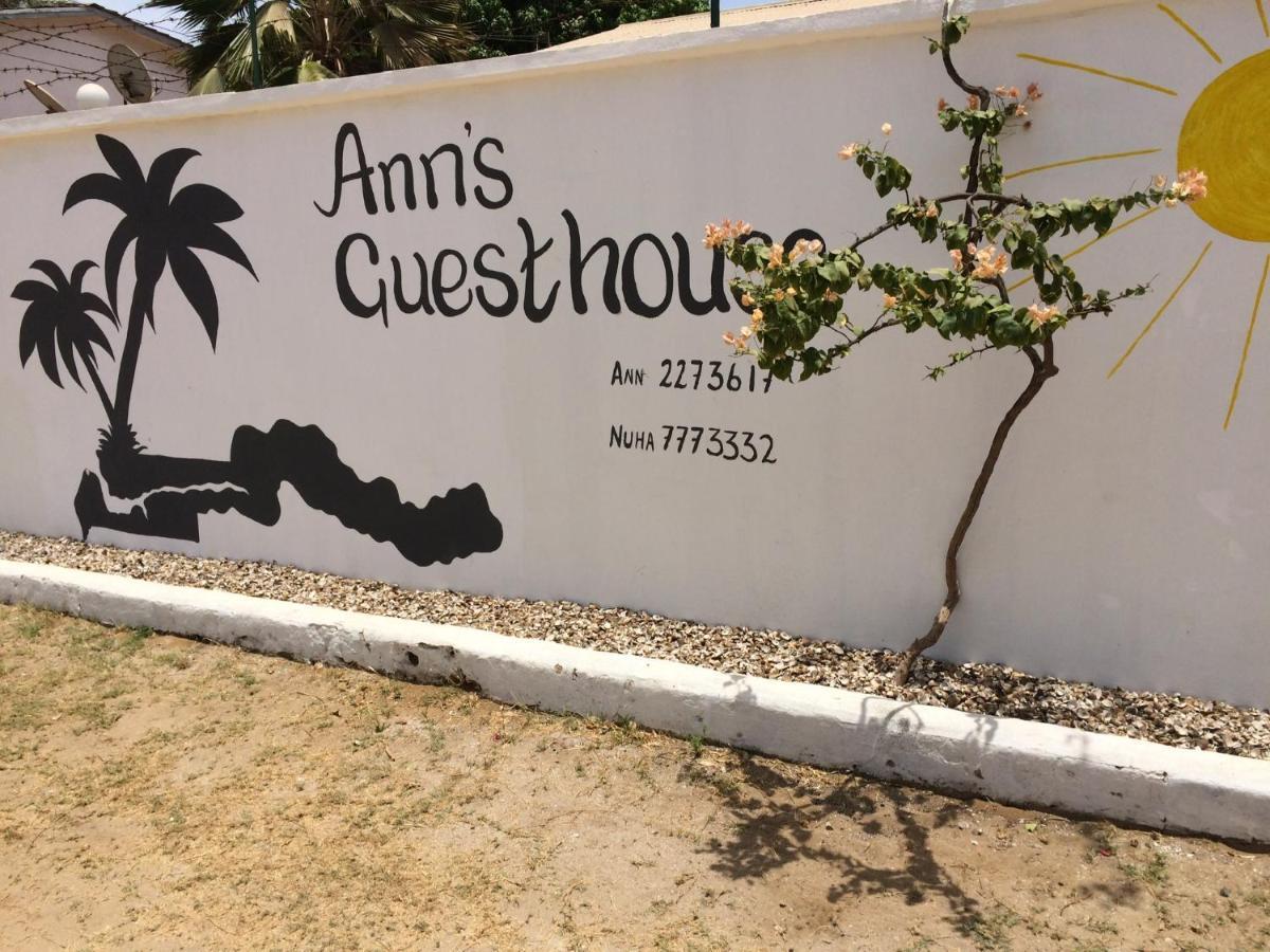 Anns Guesthouse Bakaugambia Kültér fotó